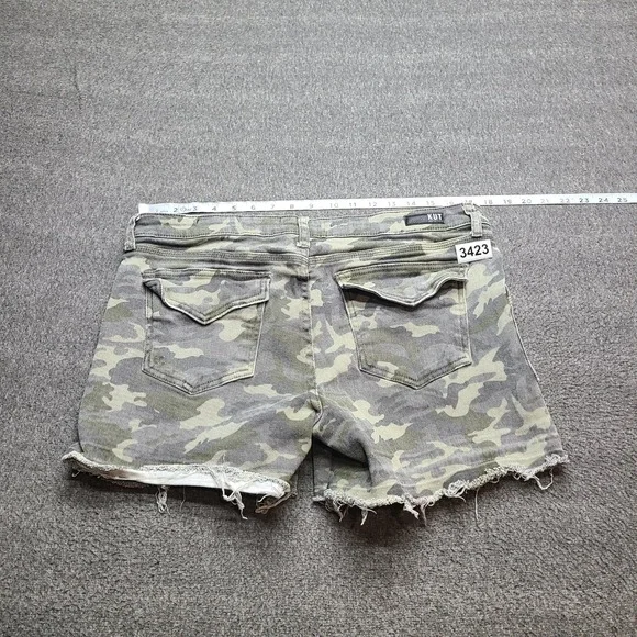 Kut from the Kloth Alice Shorts Womens 14 Green Excellent Camo Raw Hem Utility - Picture 6 of 7